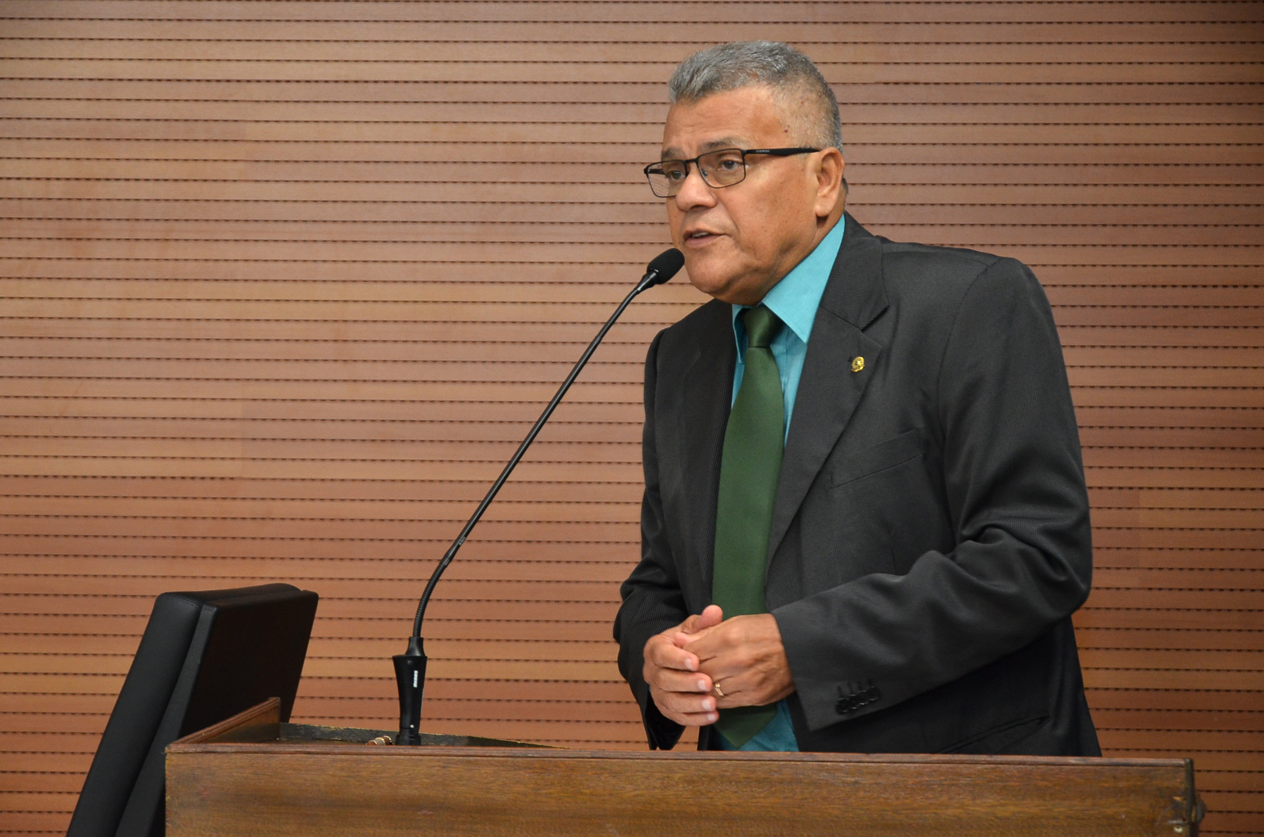 Aguinaldo Araújo pede ações contra enchentes no Vale Verde